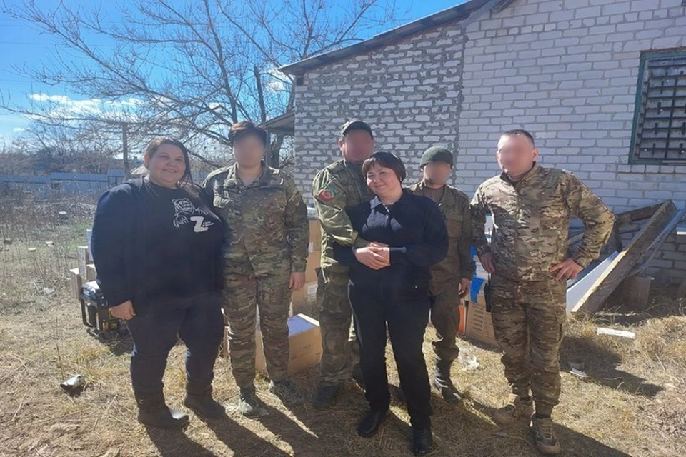 Для девушек поездка в зону СВО была первой. Фото: волонтерское движение Агрызского района «Сила в Единстве»