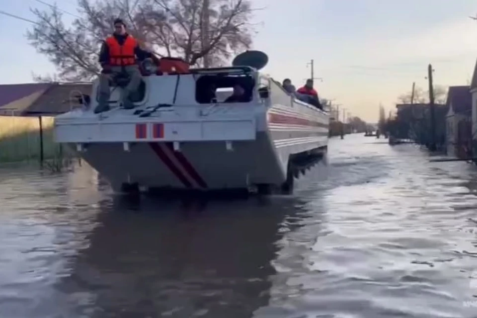 Заявку на участие в эвакуационной группе можно оставить в орском штабе группировки МЧС.