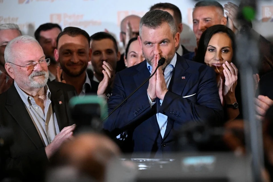 Сийярто поздравил Пеллегрини с победой на президентских выборах в Словакии