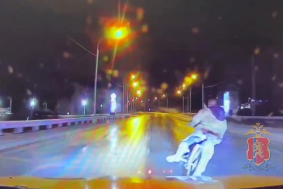 Скриншот: видео МВД по Красноярскому краю