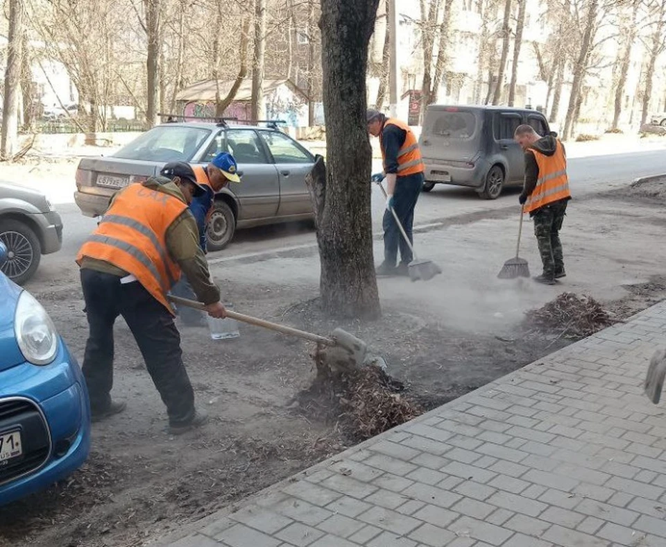 С улиц Тулы вывезено 203 кубометра смета за минувшие сутки