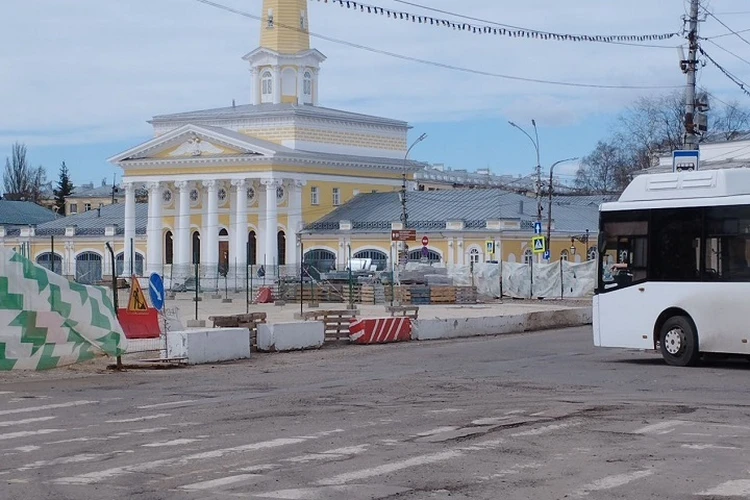 В Костроме продолжили капитальный ремонт Сусанинской площади