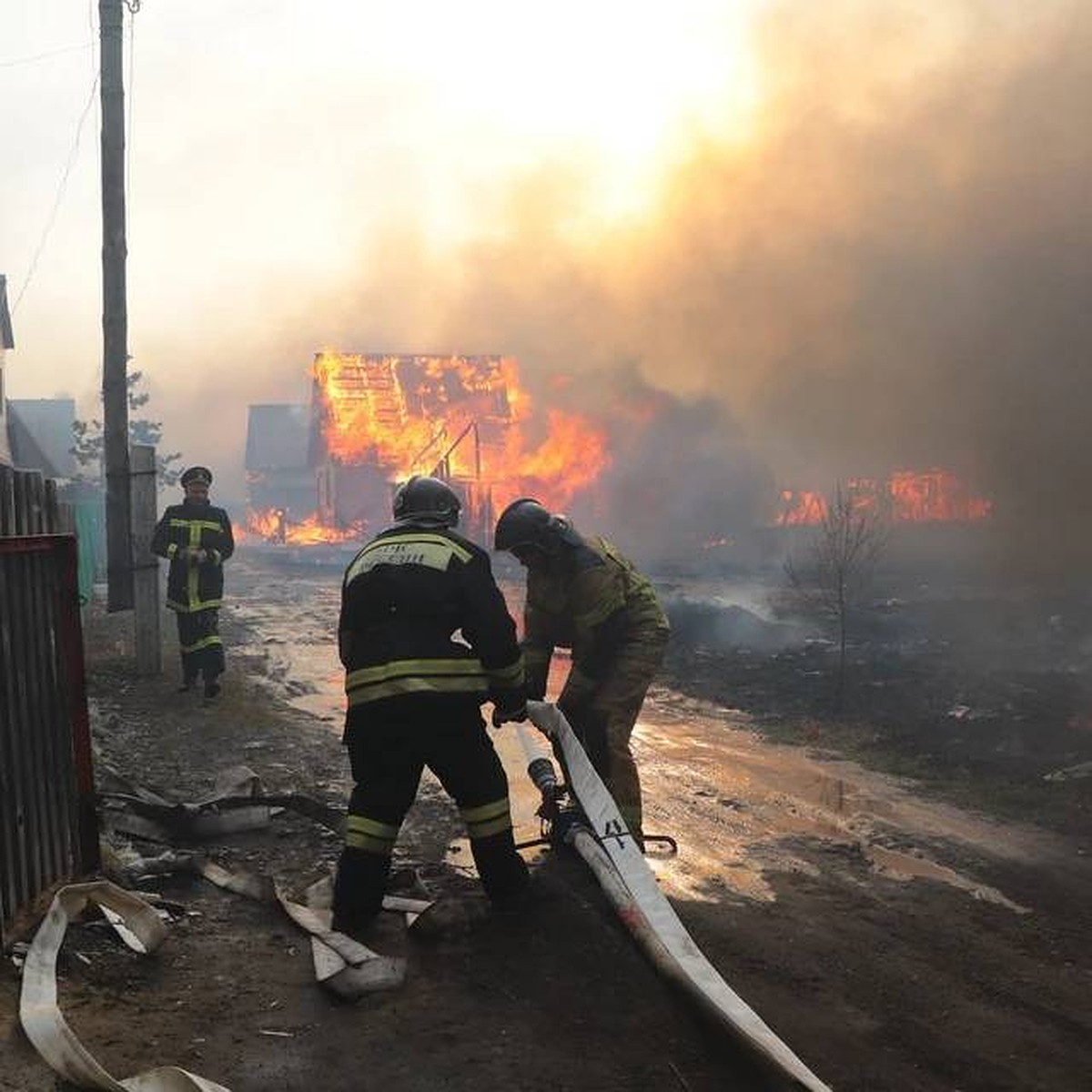 Потерявшей жилье в пожаре псковской семье с детьми требуется помощь - KP.RU