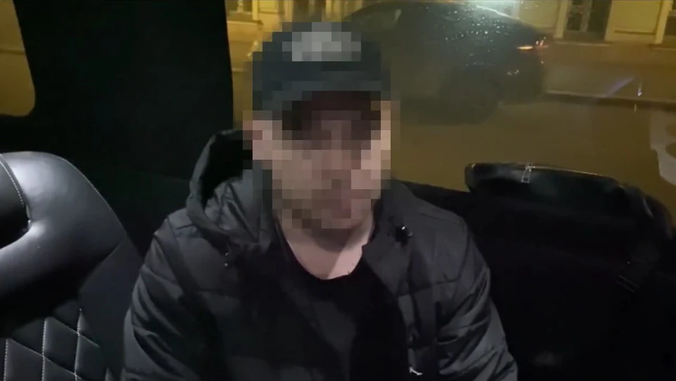 Сотрудники ФСБ задержали гражданина Молдовы (Кадры оперативной съемки).