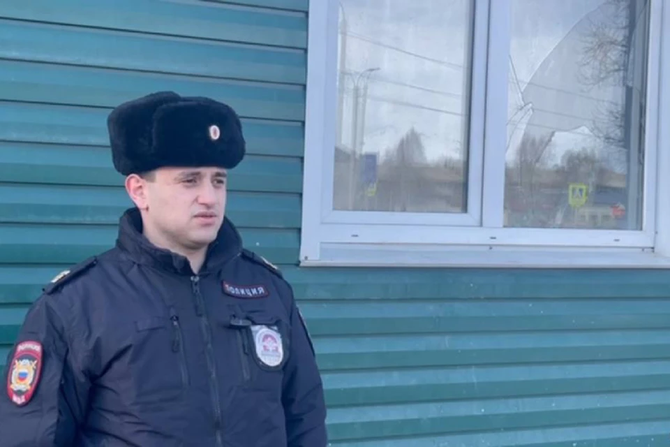 В Байкальске участковый спас жизнь мужчине