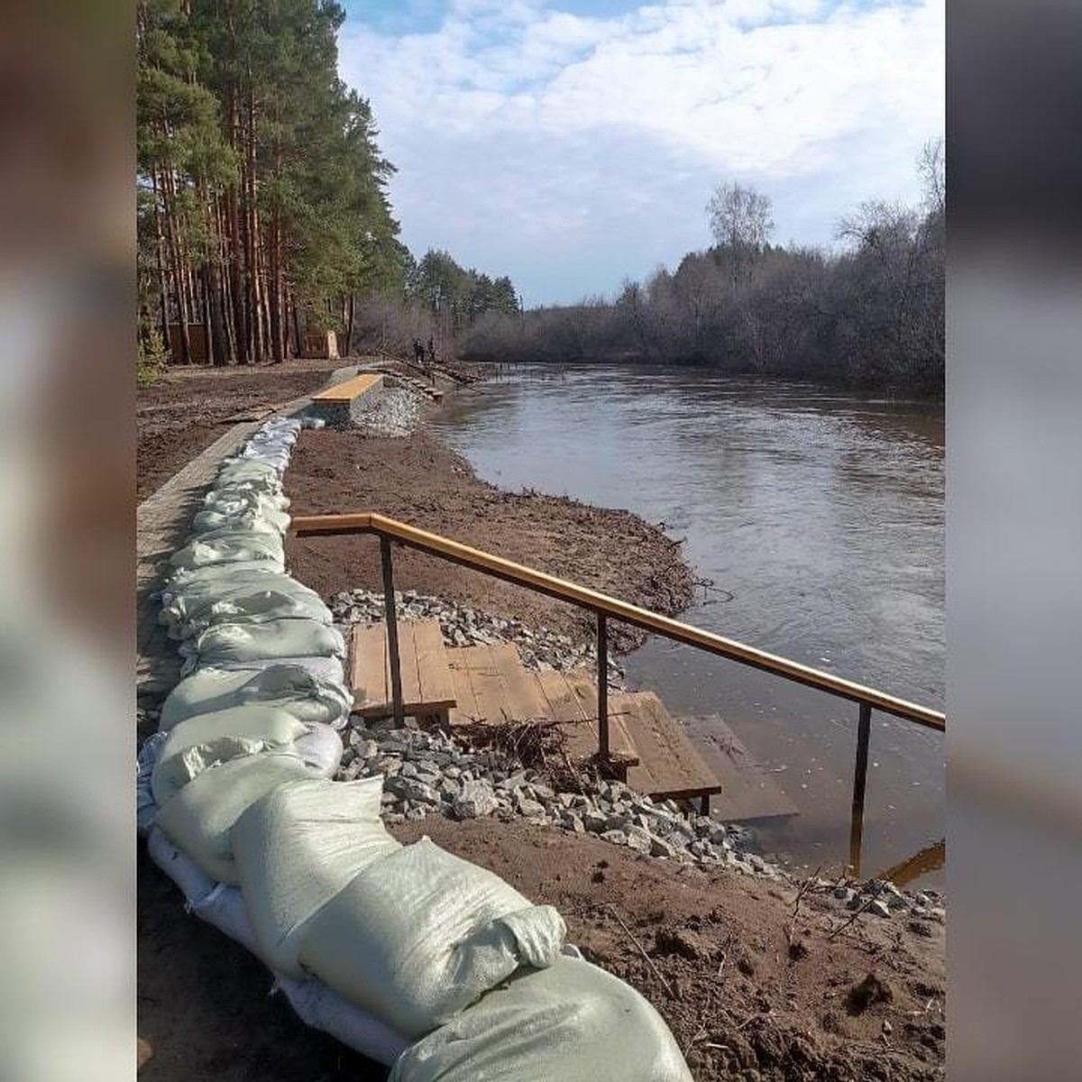 Глава Дегтярска рассказал о снижении уровня воды на реке Чусовой - KP.RU