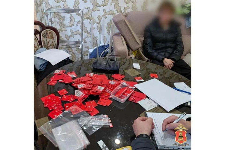 В Твери задержали семерых участников преступной группы кибермошенников Фото: УМВД России по Тверской области