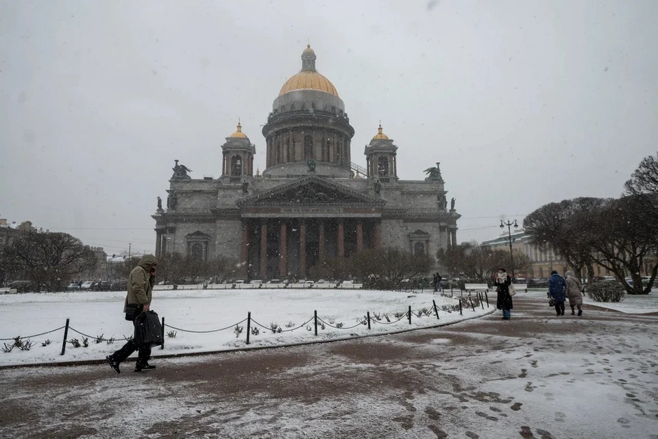 Снег в Петербурге должен растаять к понедельнику, 22 апреля.