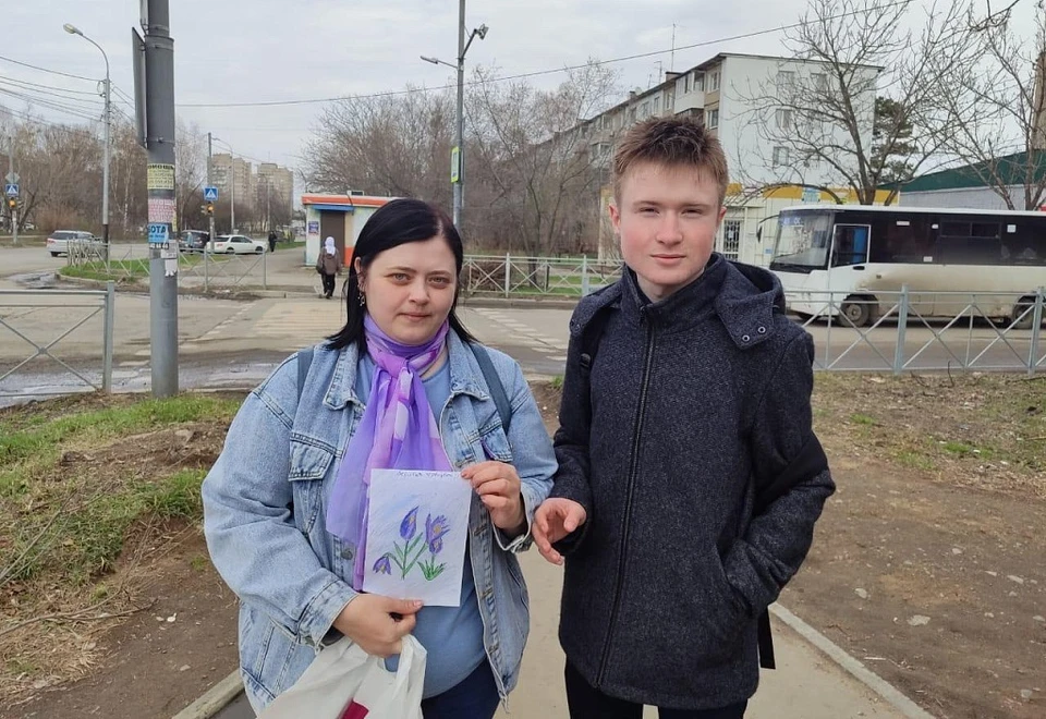 Экологическую акцию провели в обновленном сквере Хабаровска Фото: администрация Хабаровска