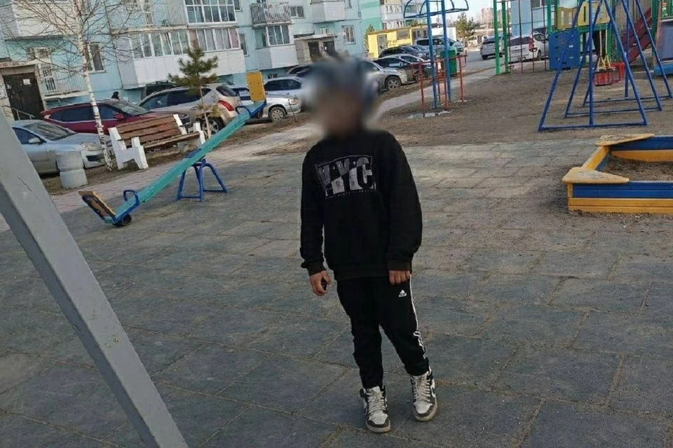 В Новосибирске детям угрожают подростки с электрошокером. Фото: предоставлено Ариной Гепперле