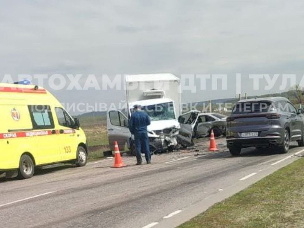 В массовом ДТП в Щекинском районе погиб водитель автомобиля Ford - KP.RU