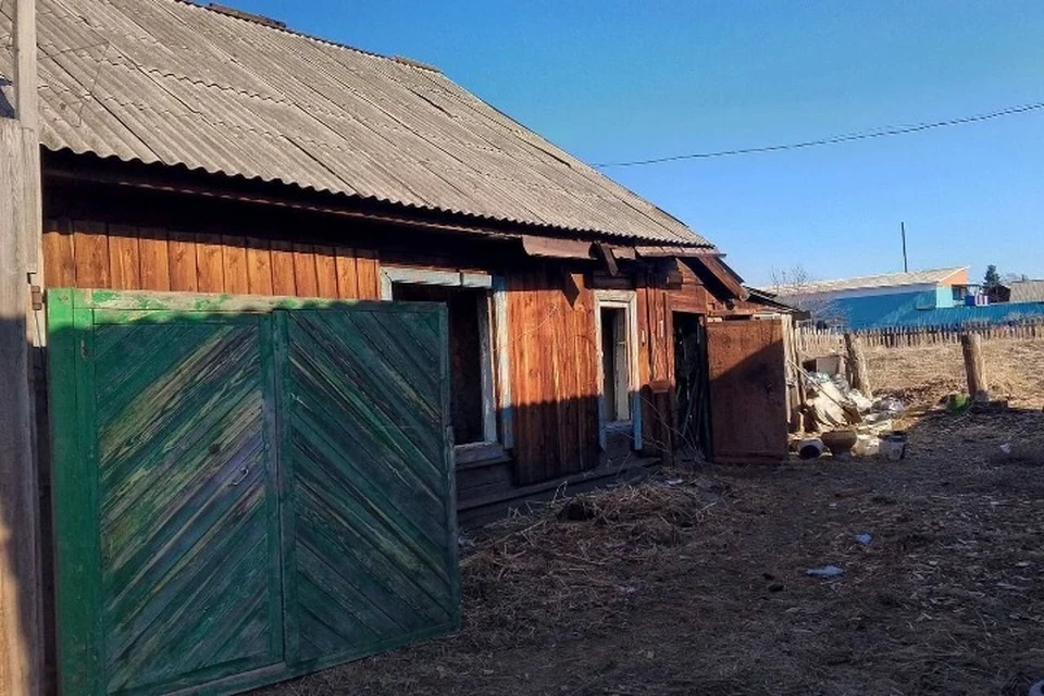 В Братском районе двое жителей спасли женщину из горящего дома Фото: глава Братского района Иркутской области