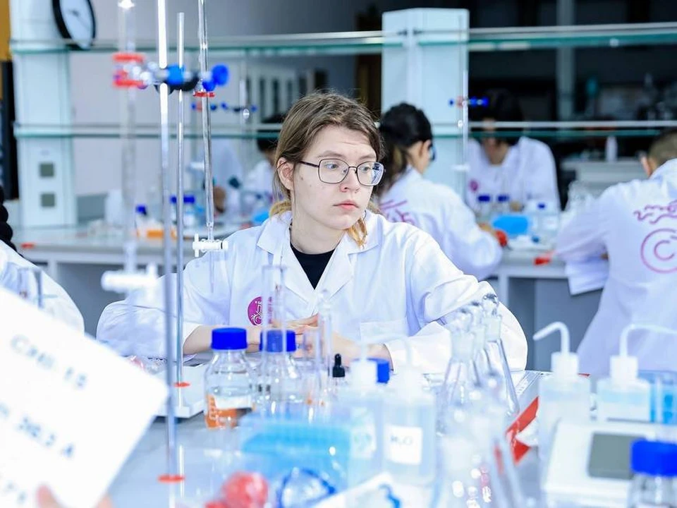 Ученица из Казани выиграла Олимпиаду по химии.