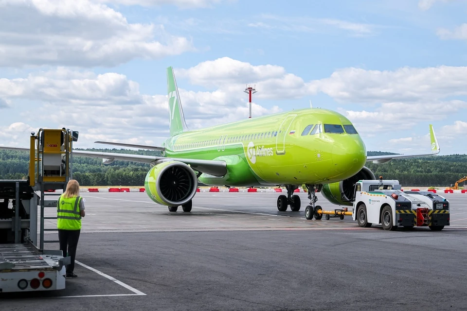 В Новосибирске оштрафовали авиакомпанию, отказавшую пассажирам в перелёте.