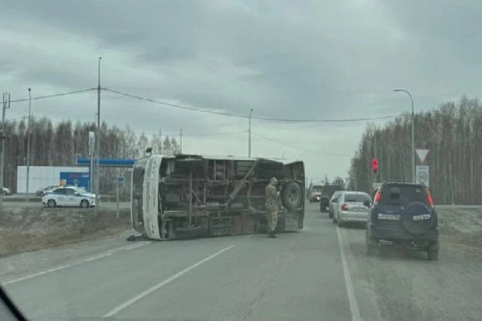 Пять человек пострадали в жёстком ДТП с автобусом и «Нивой» под Новосибирском. Фото: прокуратура НСО.