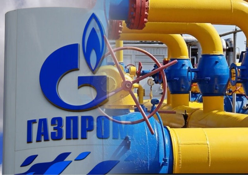 Газ закупался через посредников, в несколько раз дороже. В сущности, это был тот же российский газ. Фото: Коллаж КП