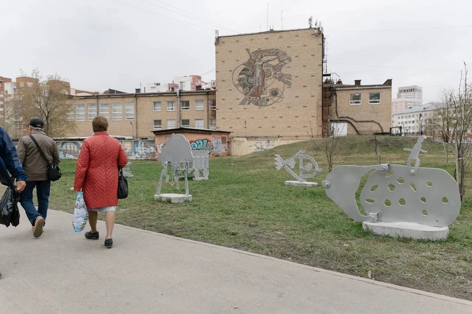 Арт-объект установили у ДК имени Лаврова. Фото: паблик-арт-программа «ЧО»