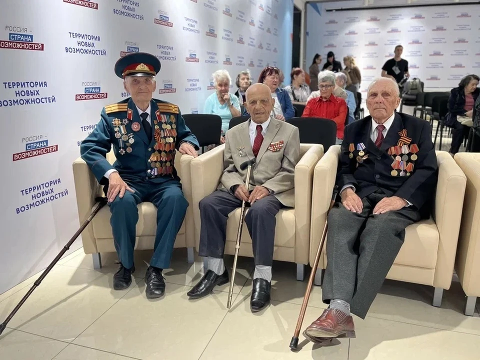 Ветеранов поздравили с Днем Победы