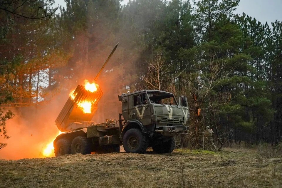 Экс-агент ЦРУ Джонсон: Армия России уничтожит склады с оружием на западе Украины Фото: Андрей Рубцов/ТАСС