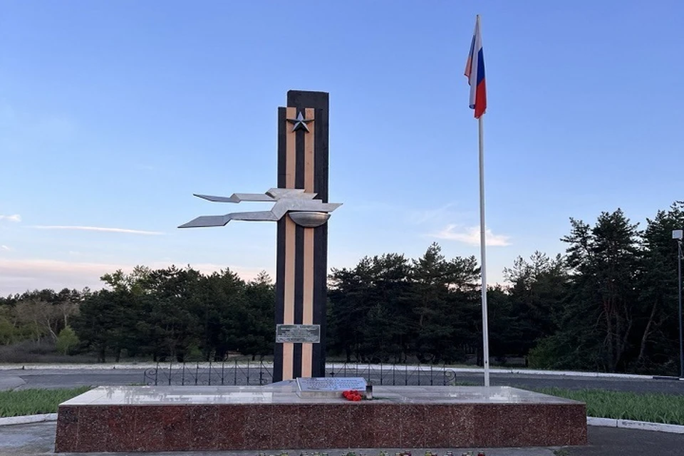 Жителей Энергодара призвали посещать мемориалы группами не более трех человек. ФОТО: пресс-служба ЗАЭС