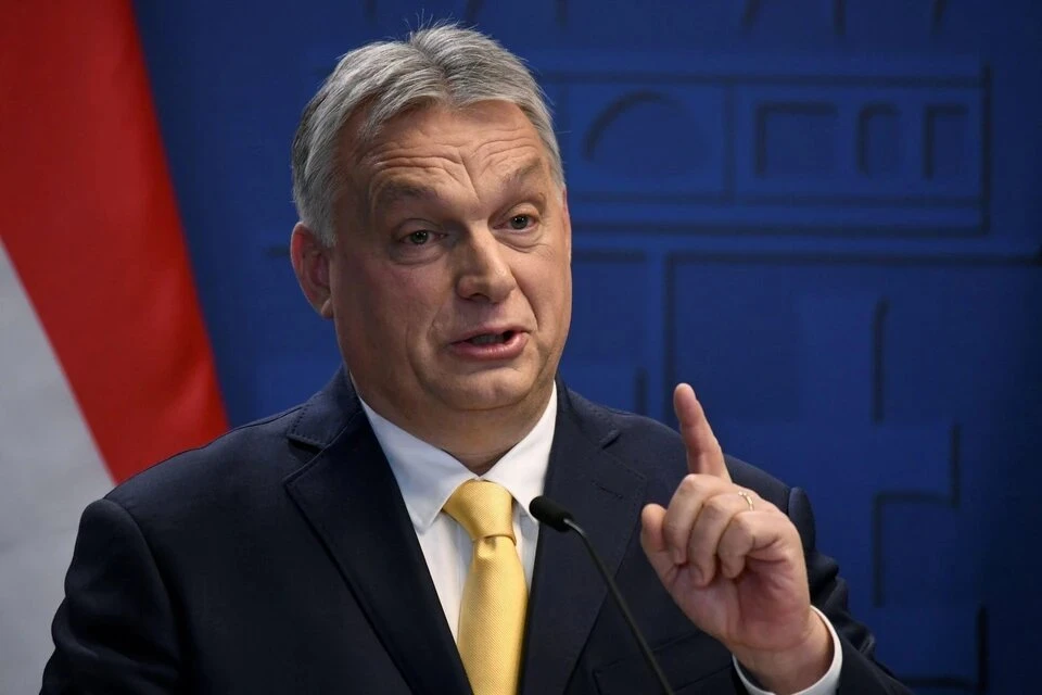 Орбан и Зеленский провели телефонный разговор по урегулированию на Украине