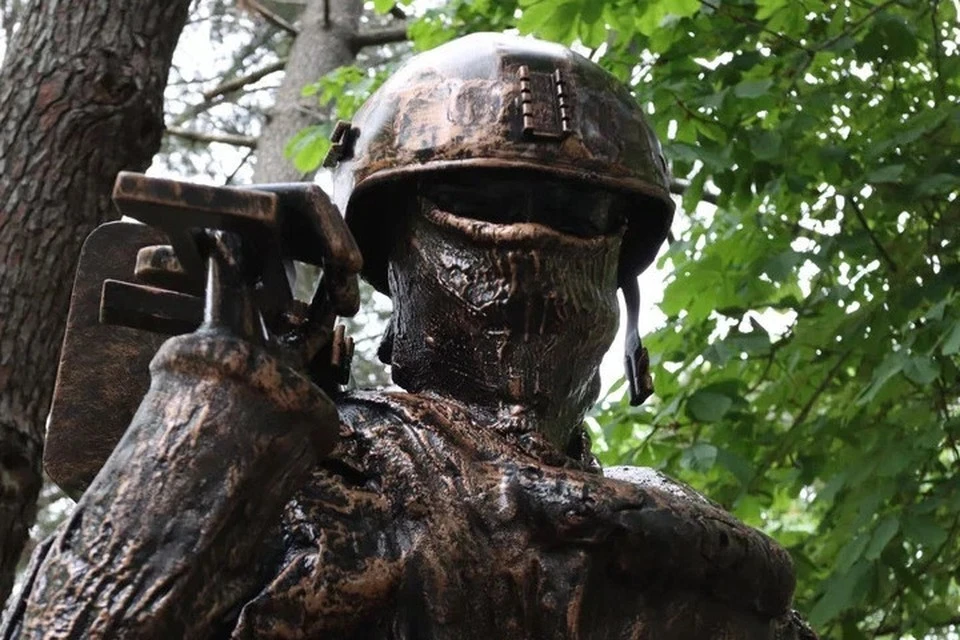 В Сочи открыли памятник бойцам, погибшим на спецоперации