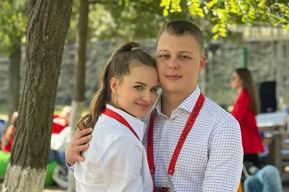 В один день с Артемом и Викторией отношения зарегистрируют около 150 пар. Фото: сайт правительства Ростовской области