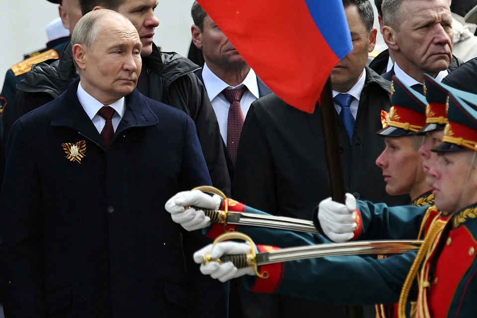 B сфере внешней политики Владимир Путин достиг больших успехов, вернув России статус мировой державы