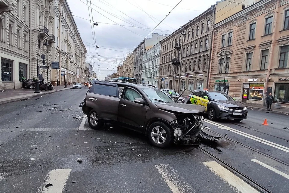 Виновник аварии еще и сопротивлялся при задержании. Фото: t.me/Megapolisonline