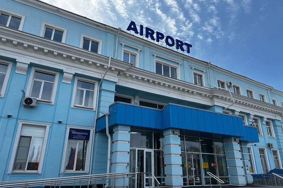 Летевший из Москвы в Гуанчжоу самолет экстренно приземлился в Иркутске 12 мая