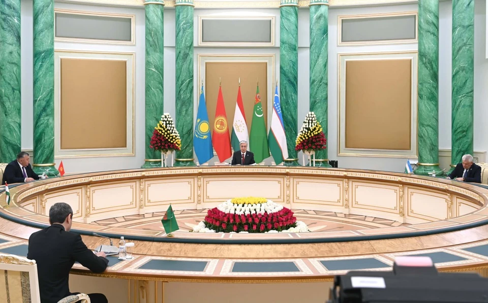 Токаев принял секретарей советов безопасности стран Центральной Азии.