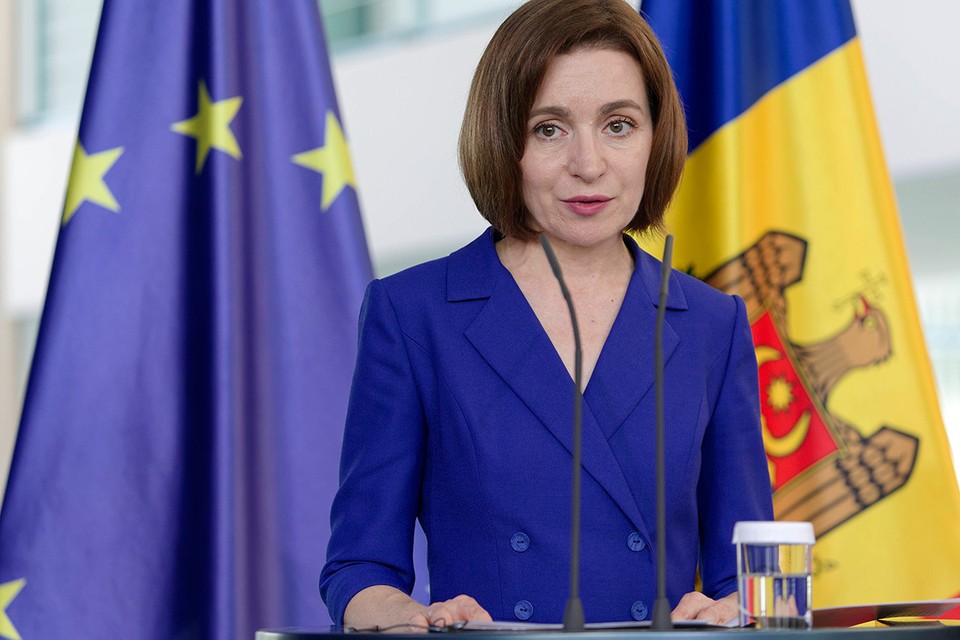«В пользу Румынии»: Власти Молдавии отказываются от национальной идентичности