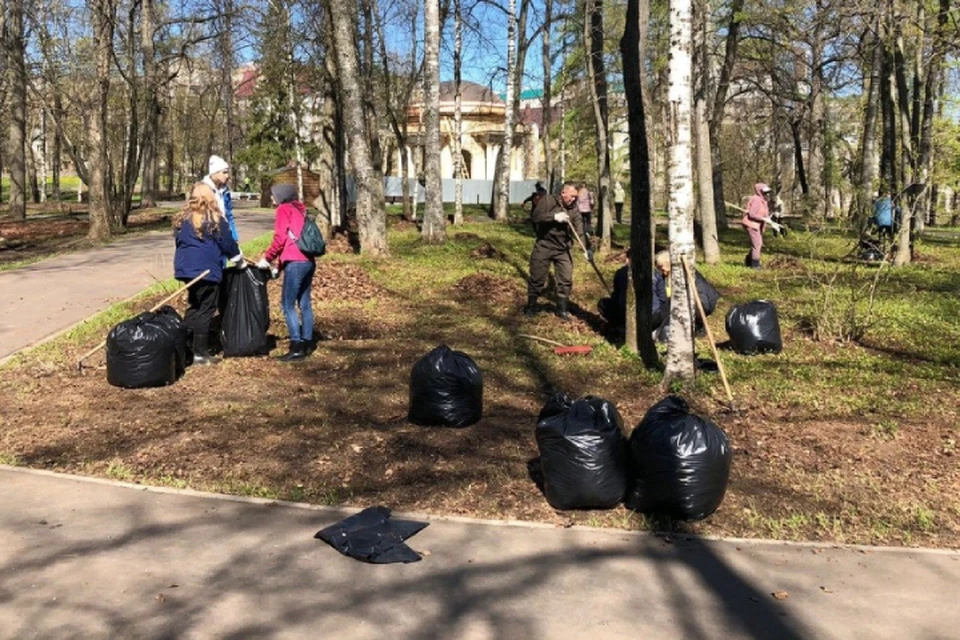 Субботники прошли в Александровском саду, на берегах рек, на стадионе «Трудовые резервы» и в других местах. Фото: киров.рф