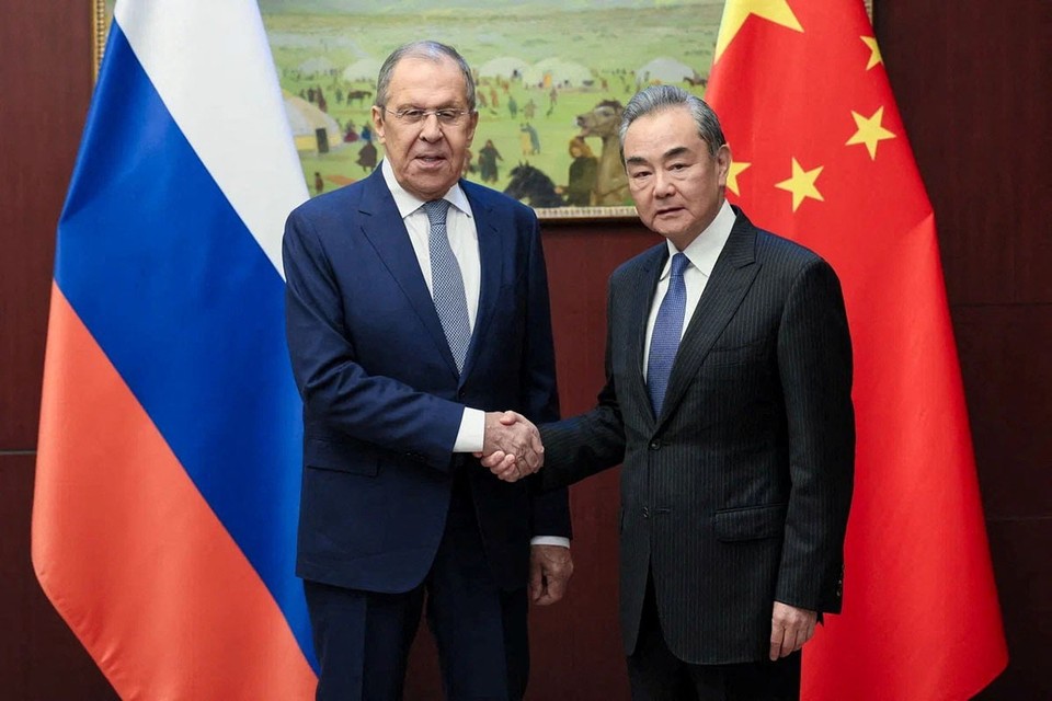 Новое унижение США: Лавров провел переговоры с китайским министром Ван И в Казахстане