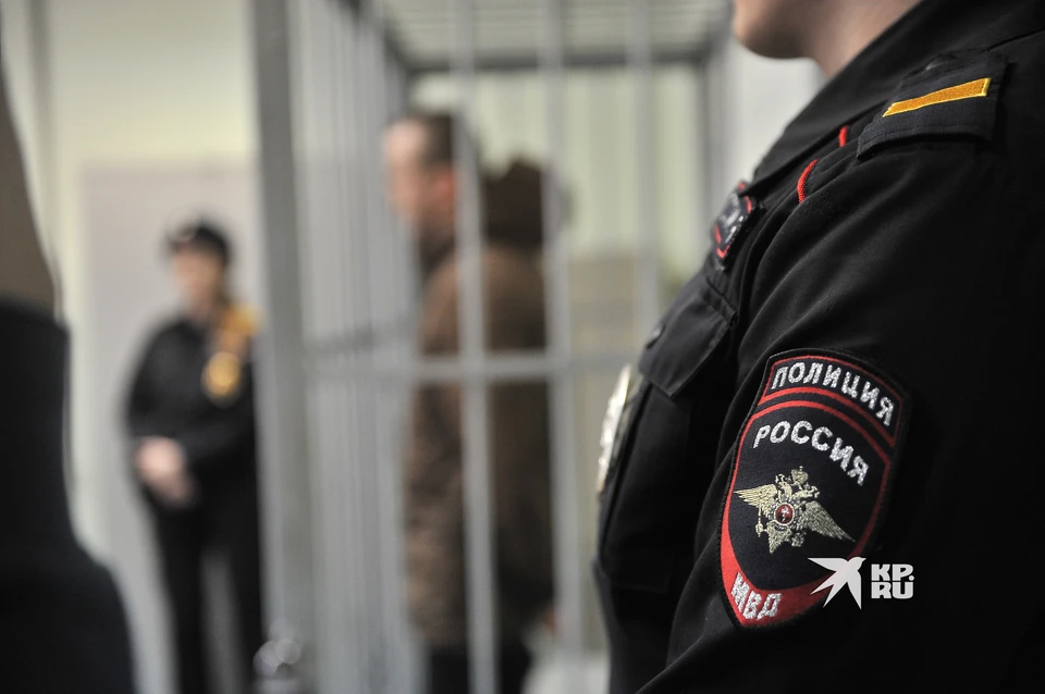 На мужчину возбудили уголовное дело за сбыт наркотических веществ в крупном размере