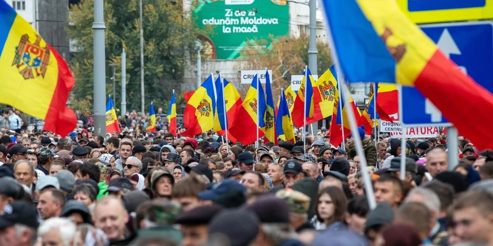 В изменники Родине могут почти всю Молдову "записать". Фото: соцсети
