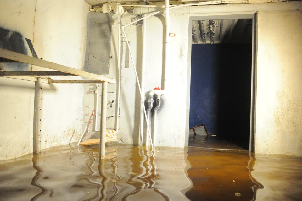 В поселке Цильна ульяновцы жалуются на затопленные фекалиями подвалы 13 домов