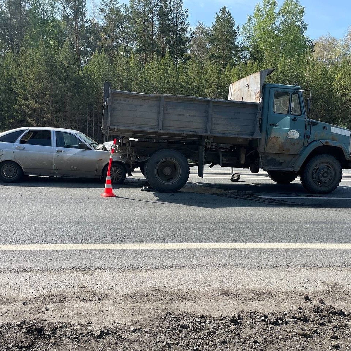 15-летний подросток получил травму головы, попав в ДТП на трассе  Екатеринбург – Тюмень - KP.RU