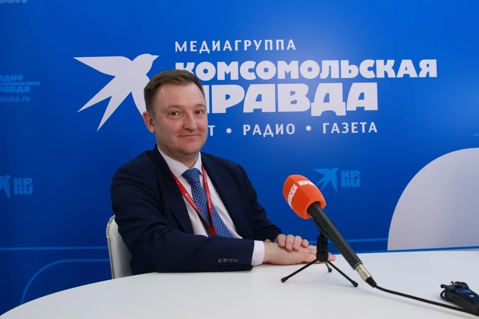 Замминистра просвещения Александр Бугаев