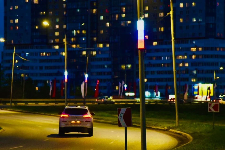 Такая же подсветка работает на улице Конева Фото: t.me/sn_shelest