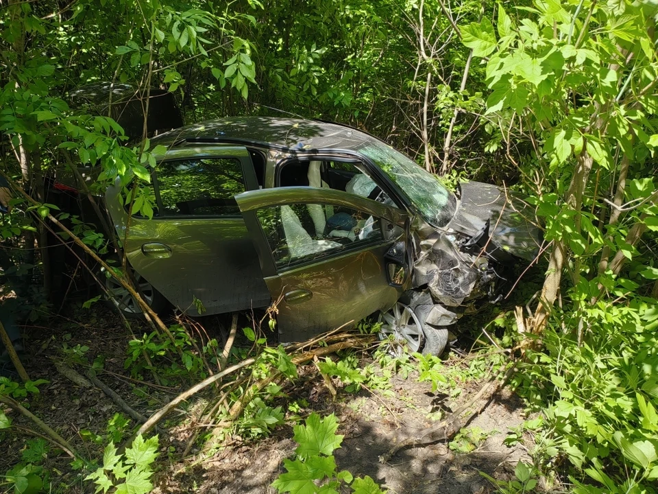 В лобовом столкновении в Донском Тульской области пострадали оба водителя