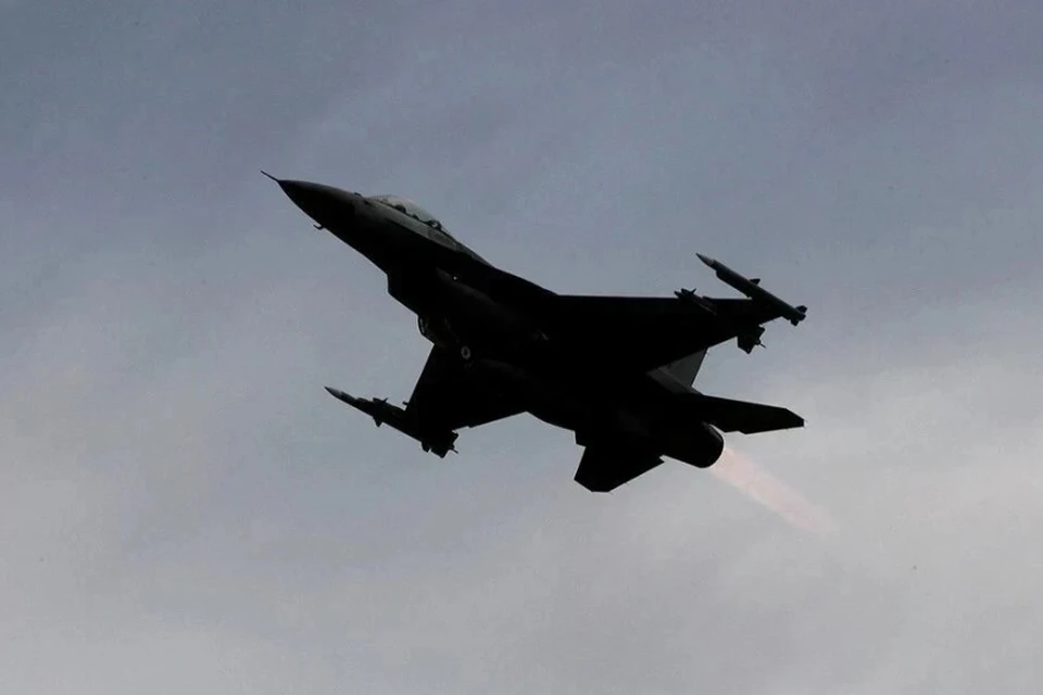 Глава МО Оллонгрен: Нидерланды намерены передать истребители F-16 Украине летом