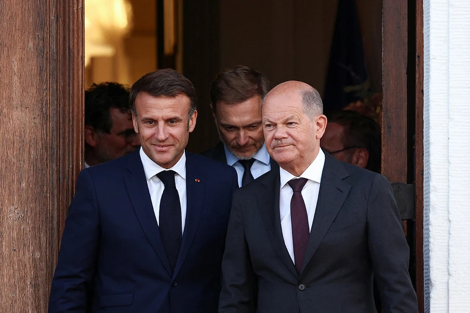 В условиях растущего политического давления лидеры Франции и Германии намерены выступить против очередной авантюры США