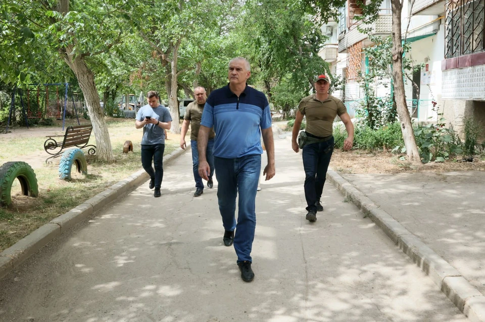 Сергей Аксенов остался недоволен увиденным в Гвардейском. Фото: Tg-канал главы Крыма Сергея Аксенова