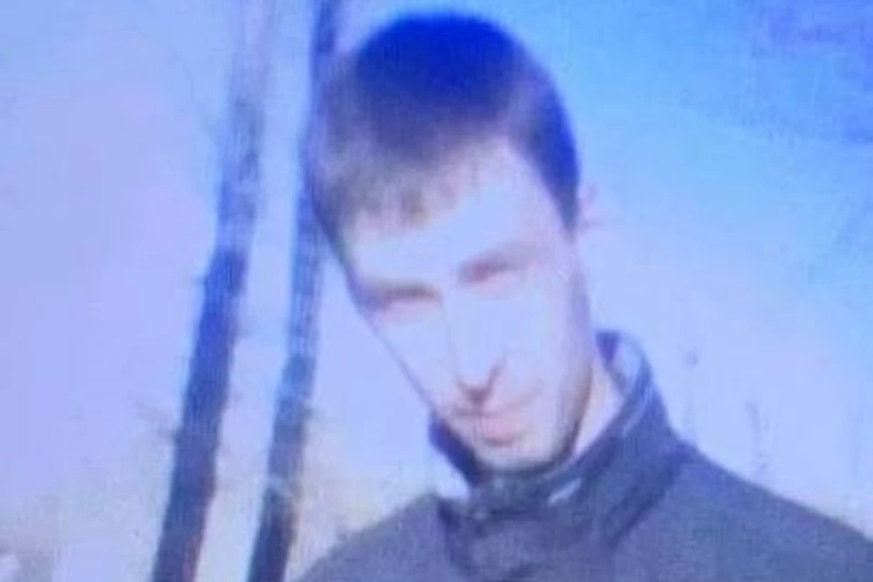 На момент пропажи был одет в белую рубашку и сине-бежевые шорты в клетку. Фото: полиция Бугуруслана