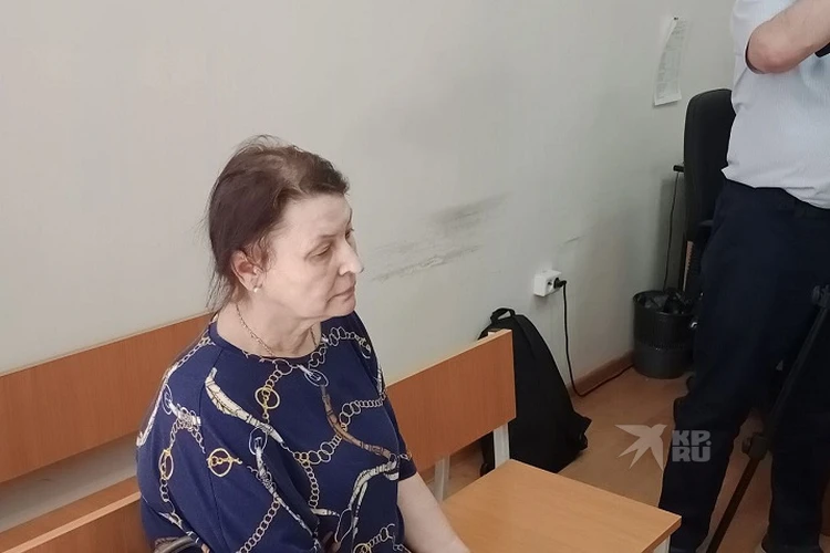 В Екатеринбурге экс-директора школы, где насиловали детей, приговорили к исправительным работам