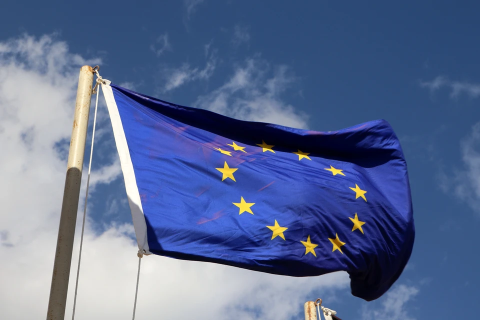 InfoBRICS: ЕС доверяет Украине все меньше из-за коррупции