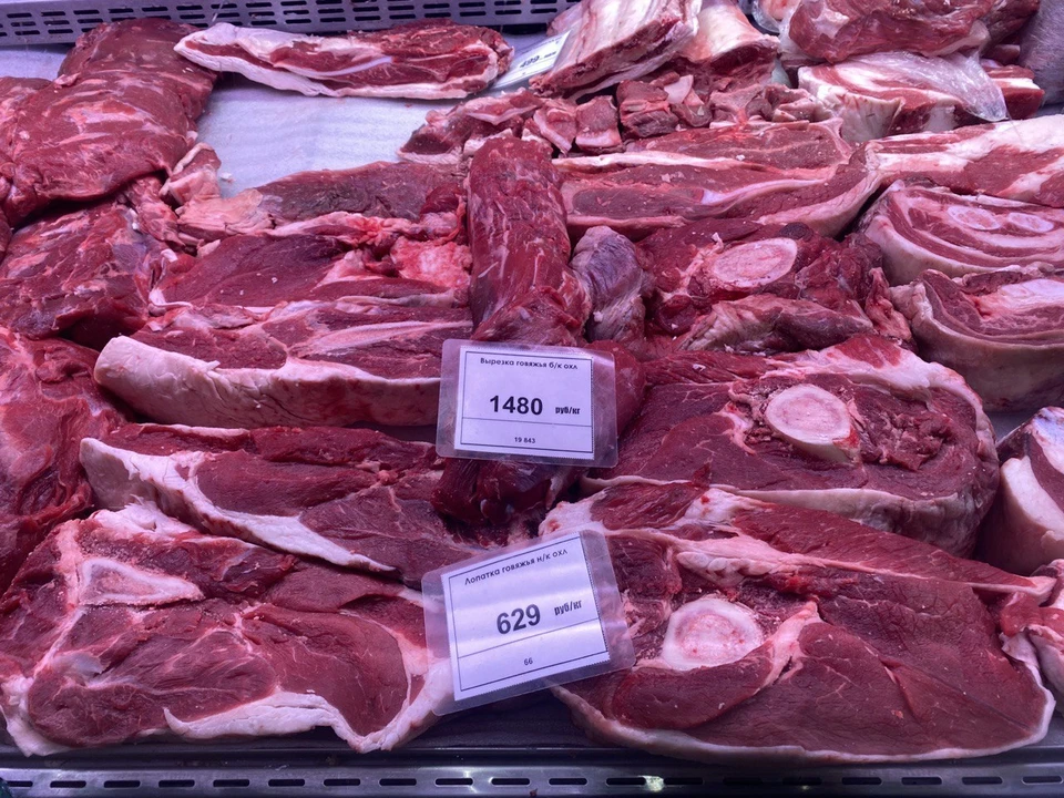 В двух тюменских кафе готовили шашлыки из опасного мяса.