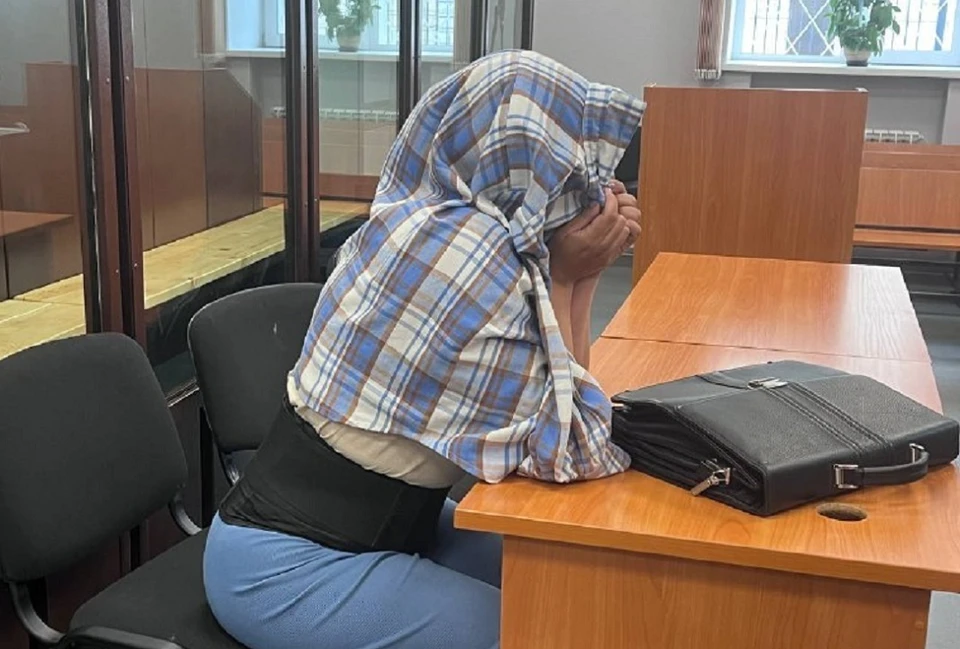 Жену экс-начальника «Вектора» в Новосибирске отправили под домашний арест.