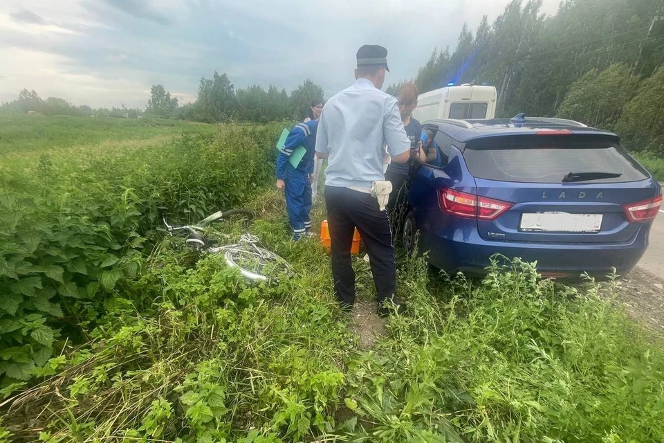 12-летнего велосипедиста на скорости сбила дама на «Ладе Веста» под Рязанью.